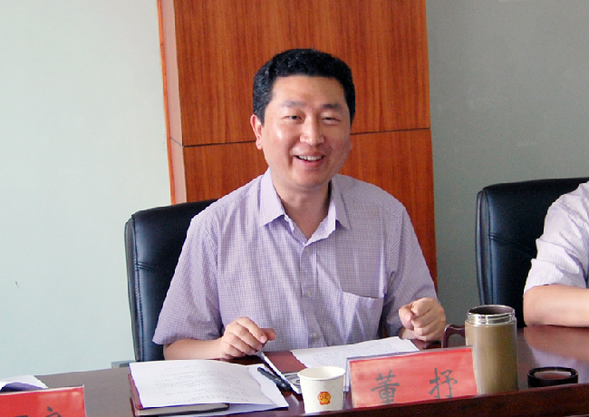 5月28日上午,洛阳中院党组副书记,副院长马保政,党组成员,副院长兼